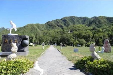 北京凤凰山陵园风水好吗？