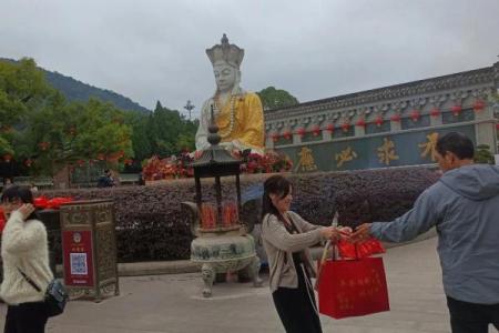 三平寺祖师公灵签抽签