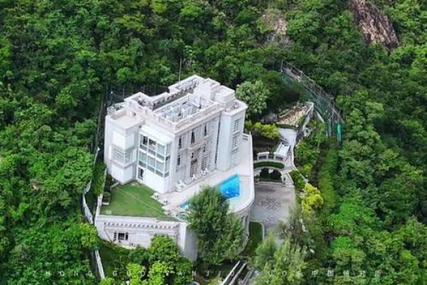 李嘉诚房子大门朝向风水